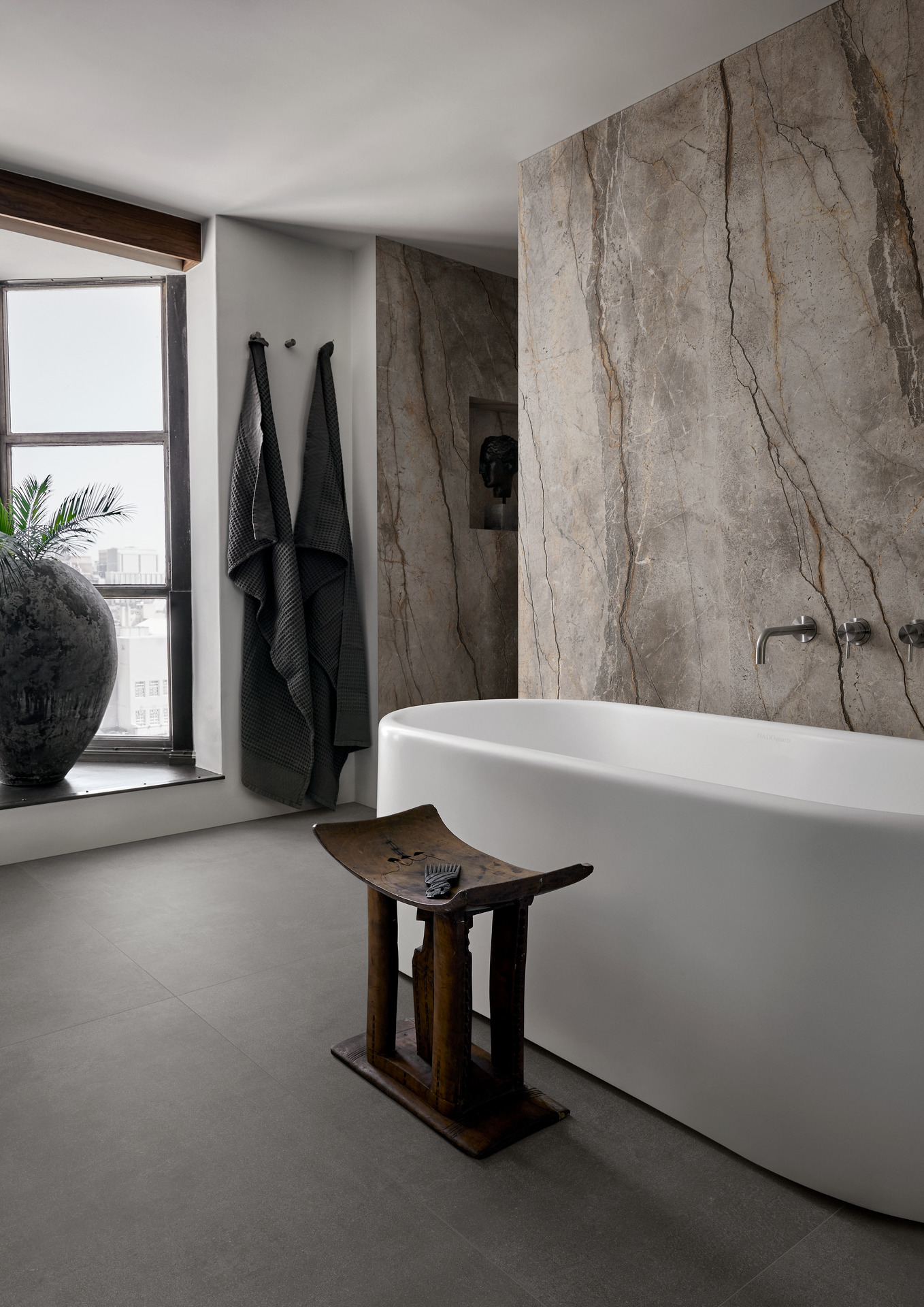 Royal Stone Look Tile - Image 6