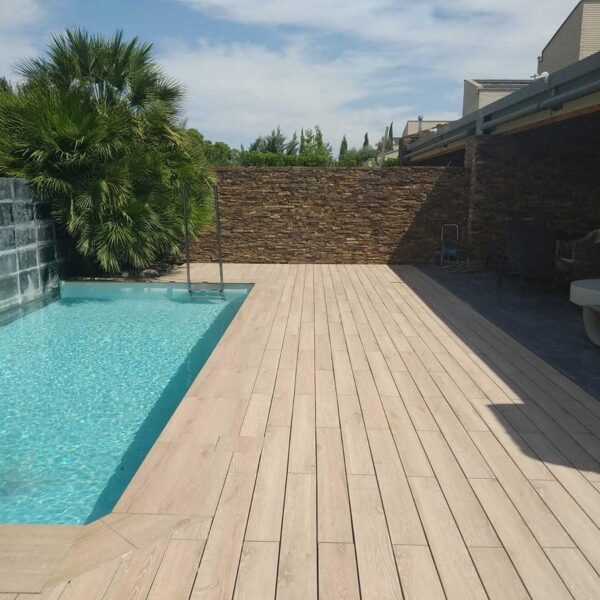 Prestige Outdoor Living Tile