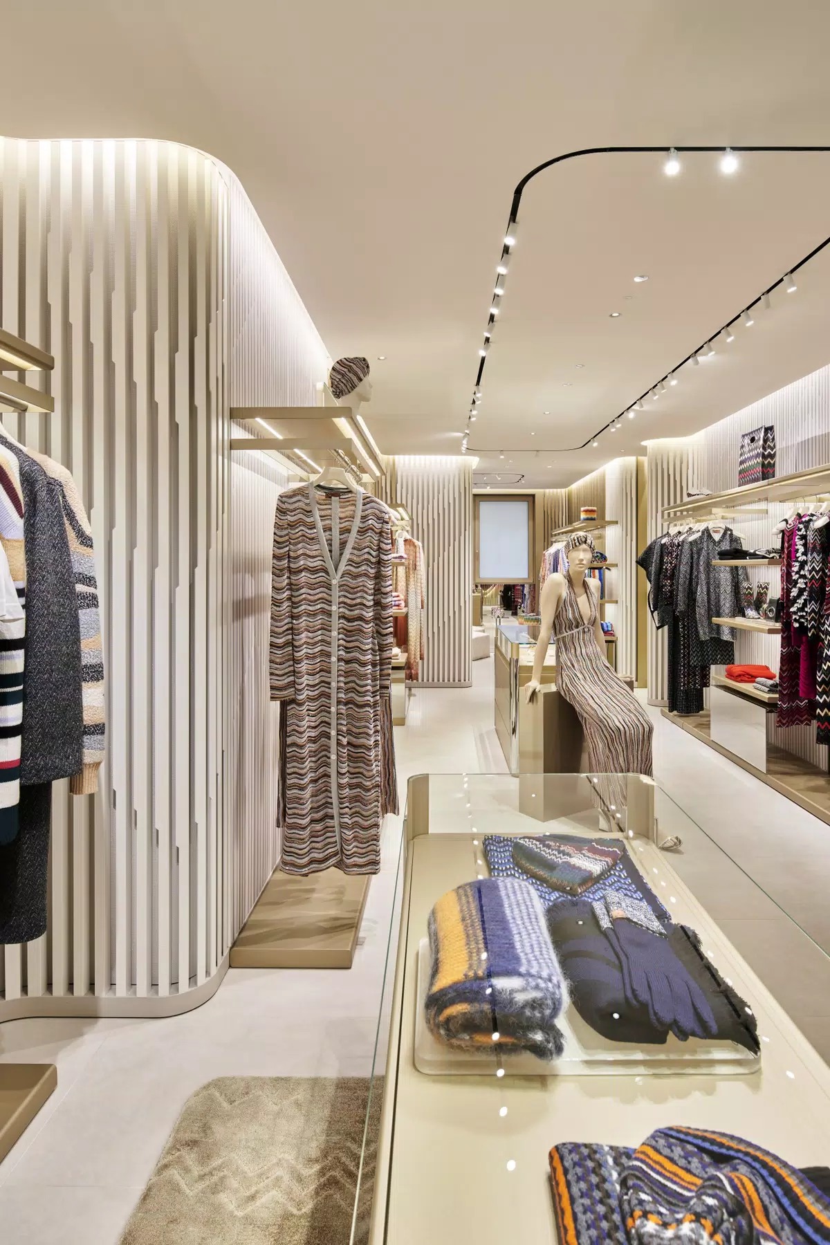Luxury Shopping Experience Collection - Image 3