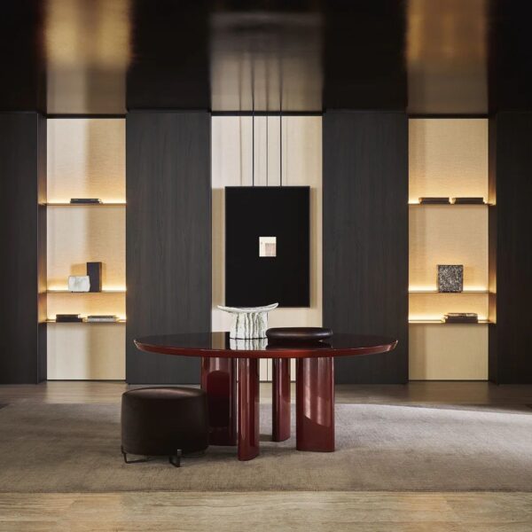 Oakridge Table